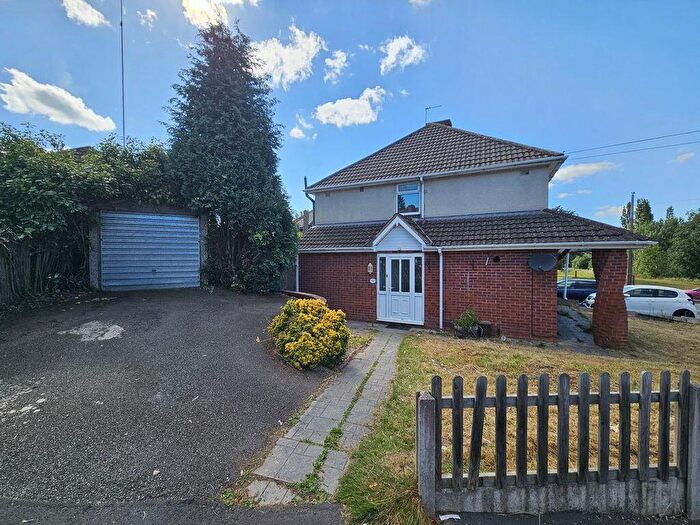 3 Bedroom Semi Detached House For Sale In Rathbone Road, Bearwood, B67