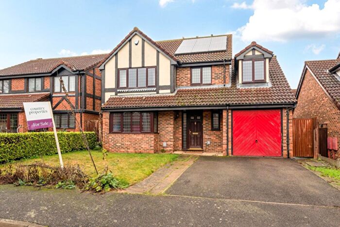 4 Bedroom Detached House For Sale In Plum Tree Road, Lower Stondon, Henlow, SG16