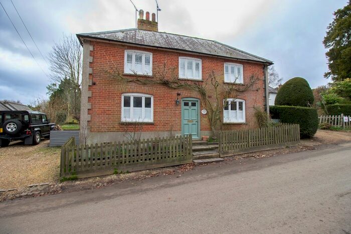 3 Bedroom Cottage To Rent In Church Street, Upton Grey, Hook, RG25