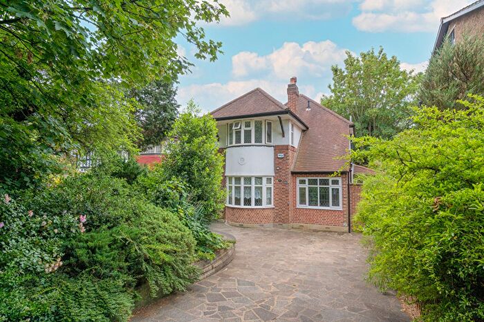 6 Bedroom Detached House To Rent In Highfield Hill, London, SE19