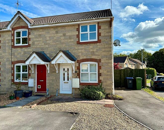 2 Bedroom Semi-Detached House To Rent In Chester Way, Chippenham, SN14