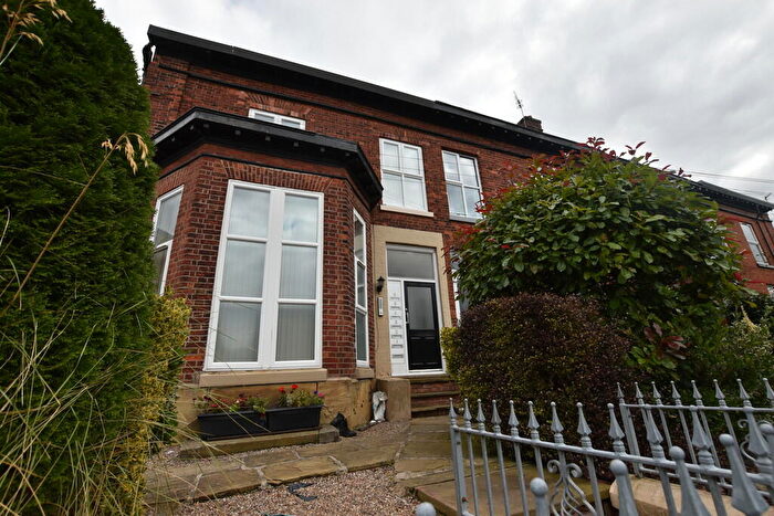 2 Bedroom Apartment To Rent In Park Road Salford Greater Manchester, M6