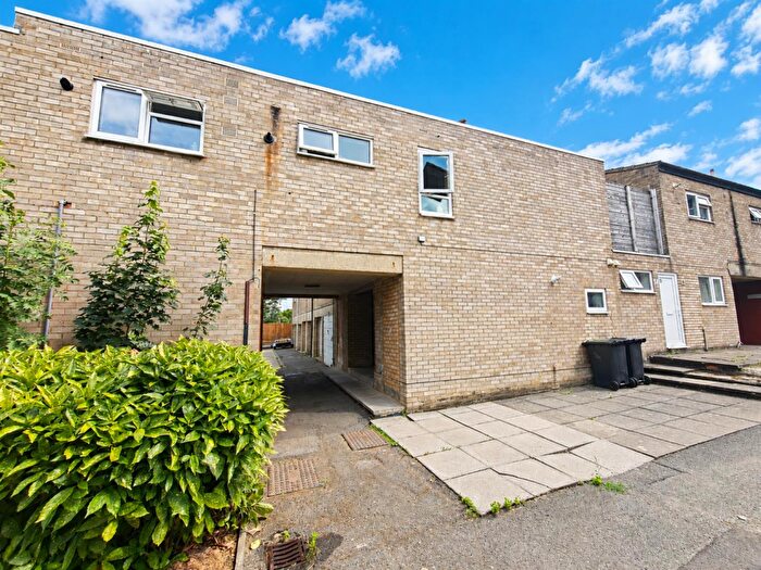 3 Bedroom Apartment For Sale In Epsom Walk, Corby, NN18