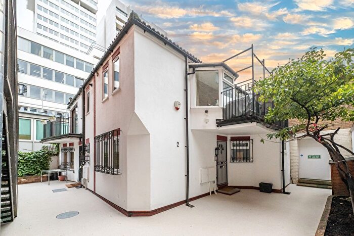 2 Bedroom Mews To Rent In Romney Mews, London, W1U