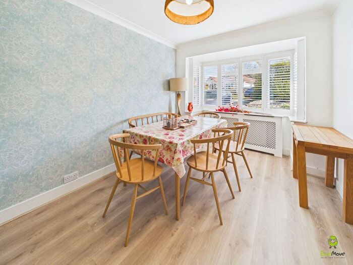 2 Bedroom Semi Detached Bungalow For Sale In Summerhouse Drive, Bexley, Kent, DA5