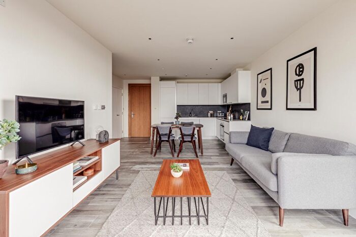 2 Bedroom Flat To Rent In Alder Path, Greenwich, SE8