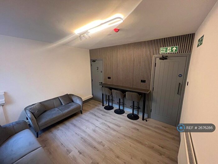 6 Bedroom Terraced House To Rent In Victoria Street, Reading, RG1