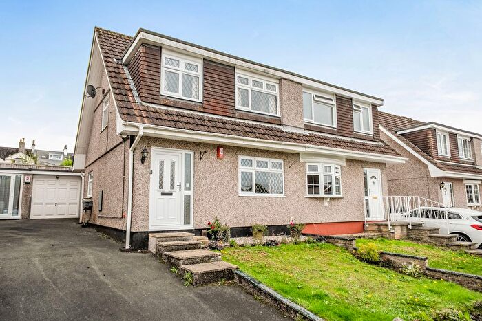 3 Bedroom Semi-Detached House For Sale In Tern Gardens, Plympton, PL7