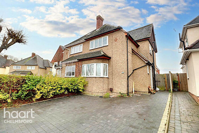 4 Bedroom Semi-Detached House For Sale In Greenways, Chelmsford, CM1