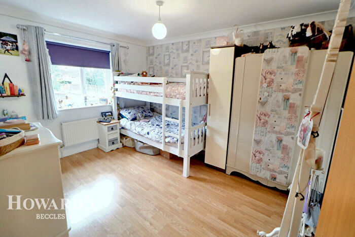 3 Bedroom Terraced House For Sale In George Brown Way, Beccles, NR34
