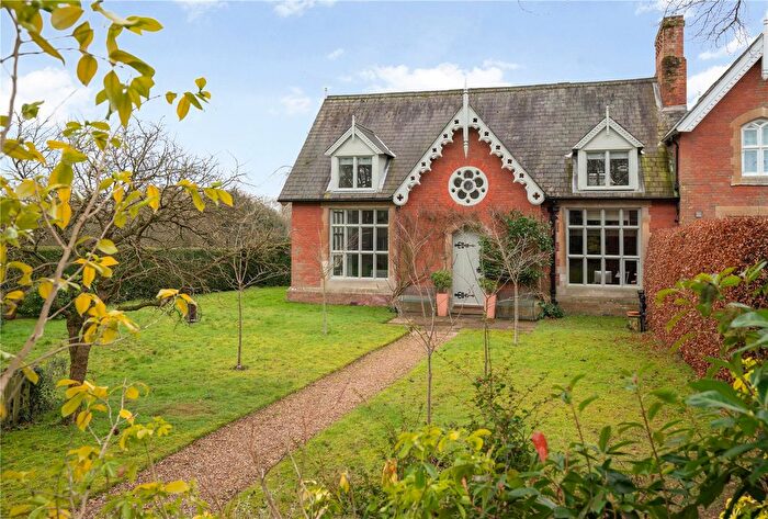 2 Bedroom Semi-Detached House For Sale In Baas Hill, Broxbourne, Hertfordshire, EN10