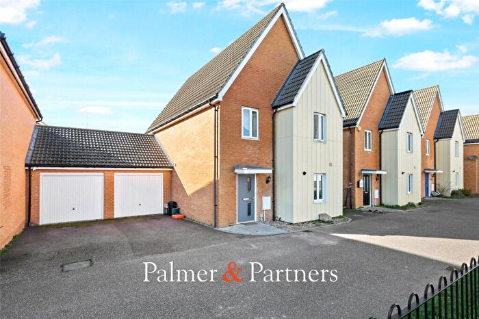 4 Bedroom Link Detached House To Rent In Rook End, Stanway, Colchester, Essex, CO3