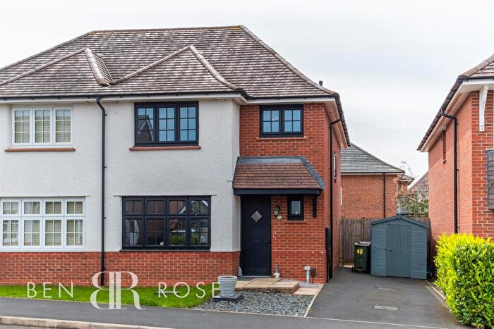 3 Bedroom Semi-Detached House For Sale In Wentwood Crescent, Leyland, PR25