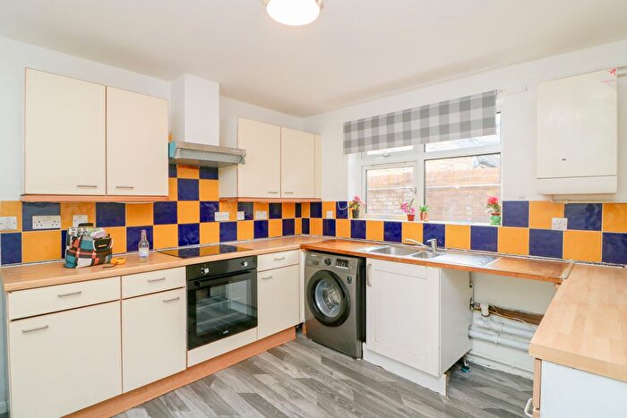 3 Bedroom Terraced House To Rent In Defoe Place, London, SW17