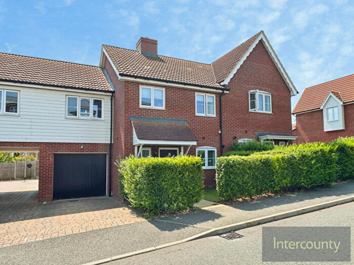 3 Bedroom Terraced House To Rent In Kitchener Road, Bishop's Stortford, Hertfordshire, CM23
