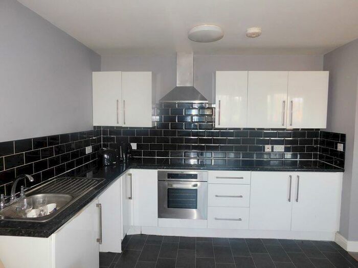 1 Bedroom Flat To Rent In Knightsbridge Court, Liverpool, L14