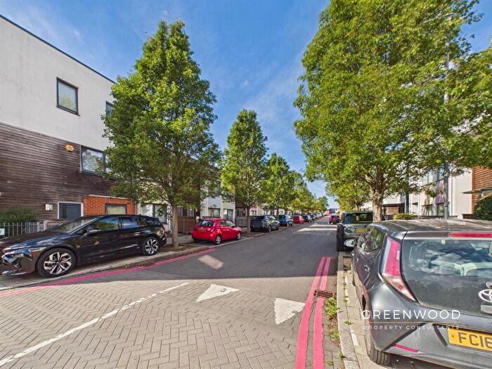 4 Bedroom End Of Terrace House For Sale In Stanford Road, Colchester, CO4