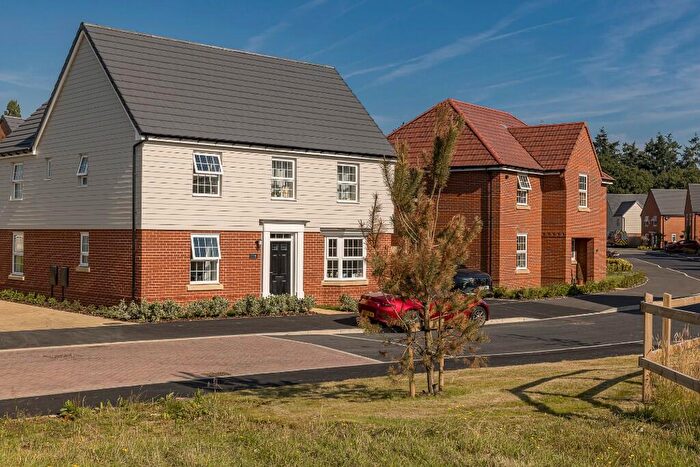 3 Bedroom Semi-Detached House To Rent In Ostler Road, Norwich, Norfolk, NR13