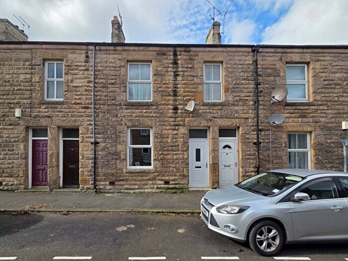 2 Bedroom Flat For Sale In Argyle Terrace, Hexham, Northumberland, NE46