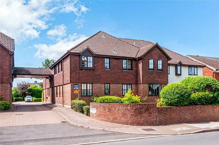 2 Bedroom Flat For Sale In Sovereign Court, Magpie Hall Lane, Bromley, BR2