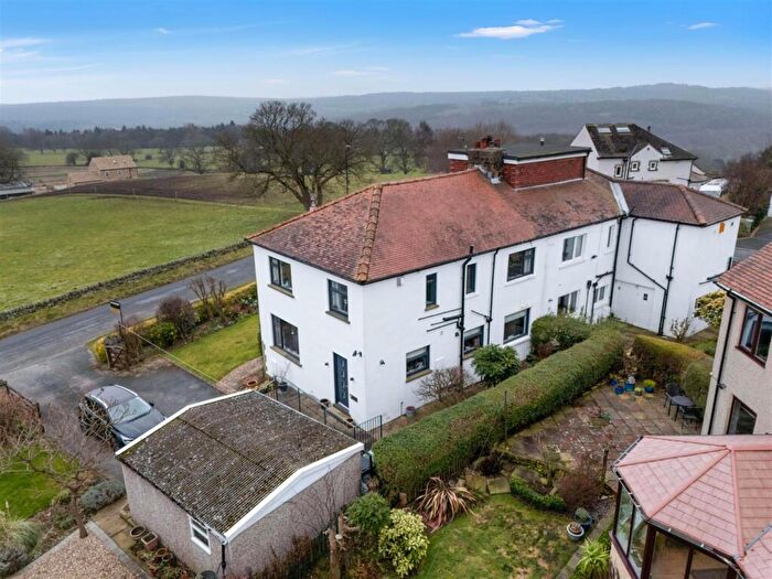 4 Bedroom Semi-Detached House For Sale In Old Hollings Hill, Guiseley, Leeds, LS20