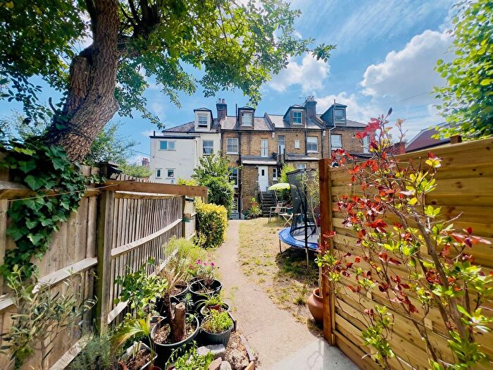 1 Bedroom Flat For Sale In Stanmore Terrace, Beckenham, BR3