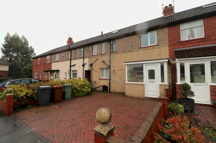 3 Bedroom Terraced House To Rent In Littlemoor Gardens, Pudsey, West Yorkshire, Uk, LS28