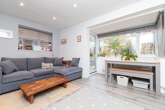2 Bedroom Detached House For Sale In Cloverfield, Welwyn Garden City, Hertfordshire, AL7