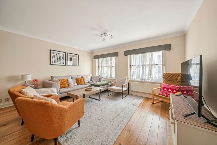 2 Bedroom Flat For Sale In Gloucester Terrace, London, W2