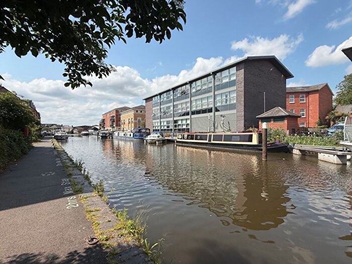 2 Bedroom Flat To Rent In Armstrong Drive, Worcester, WR1