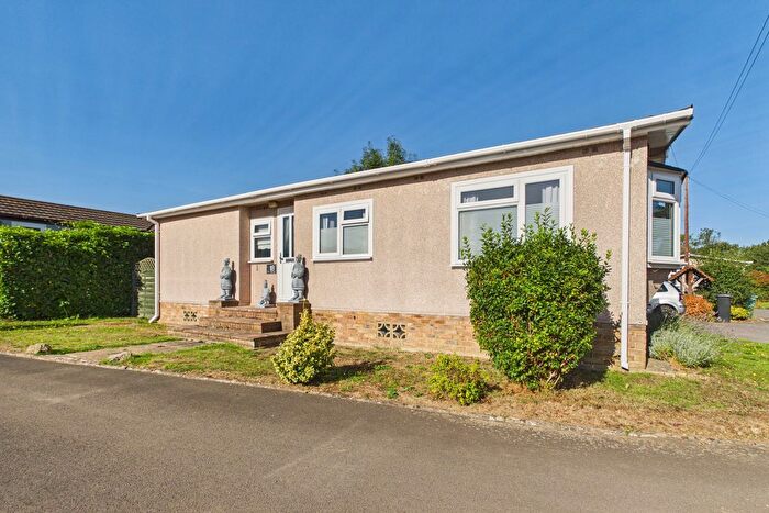 2 Bedroom Detached House For Sale In Burnt Oak Lane, Newdigate, RH5