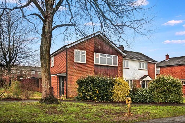 3 Bedroom Semi-Detached House To Rent In Howard Drive, Letchworth Garden City, SG6