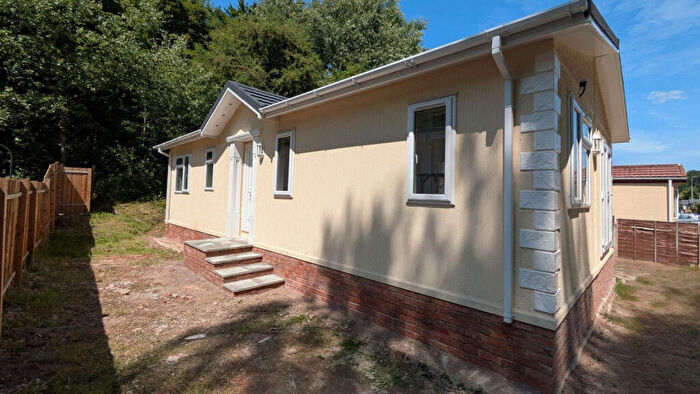 2 Bedroom Park Home For Sale In Preston, Lancashire, PR1
