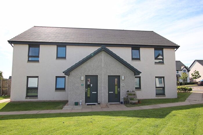 2 Bedroom Flat To Rent In Nethergray Road, Dundee, DD2