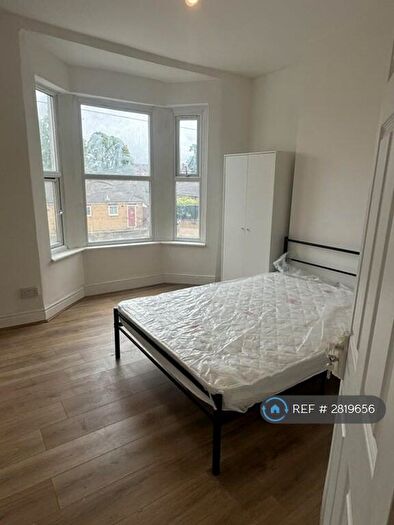 2 Bedroom Terraced House To Rent In Vittoria Street, Birkenhead, CH41