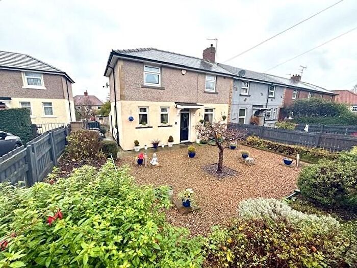 2 Bedroom Semi Detached House For Sale In Amundsen Avenue, Swain House, BD2