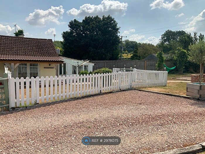 1 Bedroom Semi-Detached House To Rent In Broad Street, Gloucester, GL19