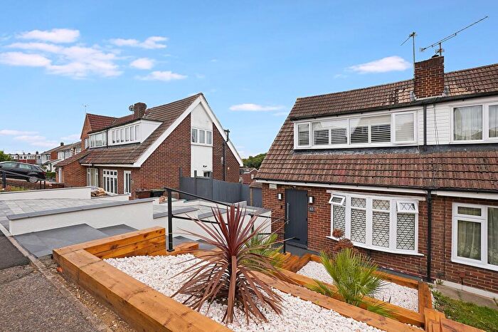 2 Bedroom Semi-Detached House For Sale In Hillshaw Crescent, Rochester, ME2