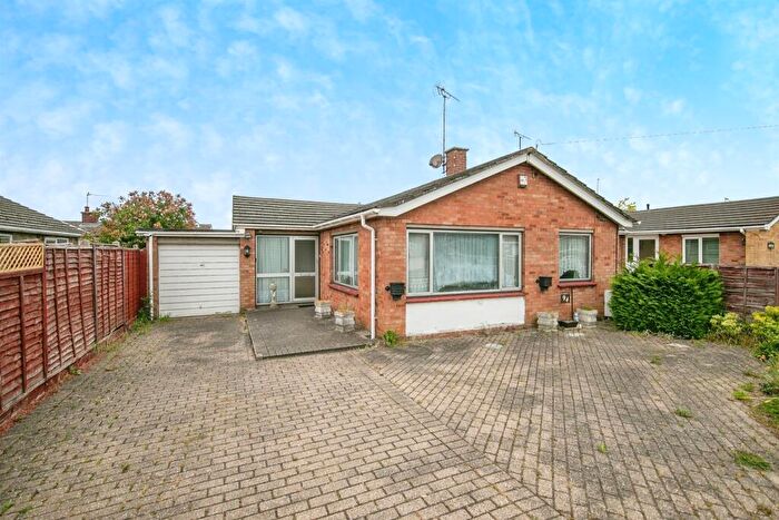 2 Bedroom Detached Bungalow For Sale In St. Johns Road, Colchester, CO4