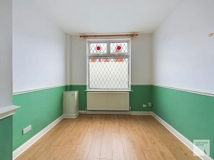 3 Bedroom Terraced House To Rent In Horton Road :: Fallowfield, M14