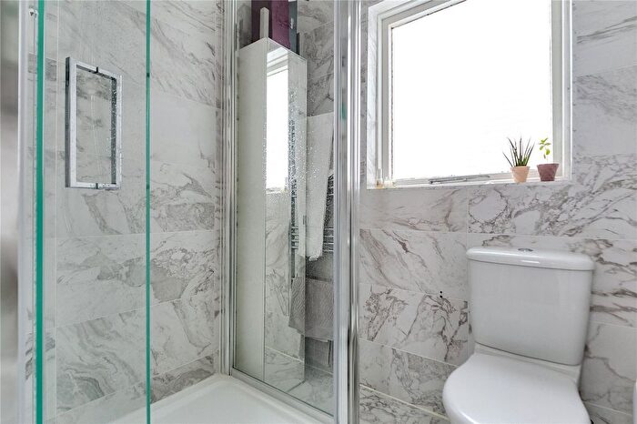 2 Bedroom Flat To Rent In Addison Grove, Bedford Park, W4