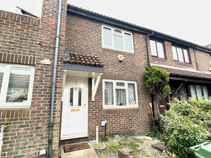 2 Bedroom Terraced House To Rent In Avocet Mews, London, SE28
