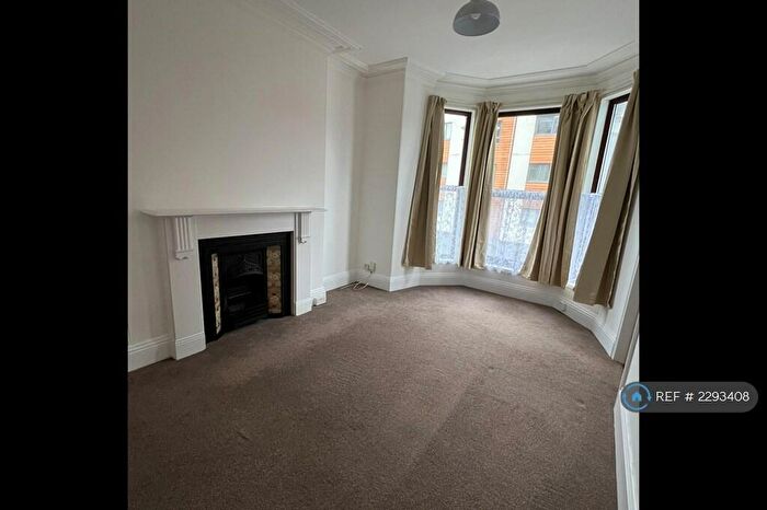 1 Bedroom Flat To Rent In Alexandra Road, Mutley, Plymouth, PL4