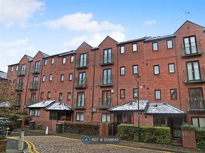 2 Bedroom Flat To Rent In Blackfriars Court, Newcastle Upon Tyne, NE1