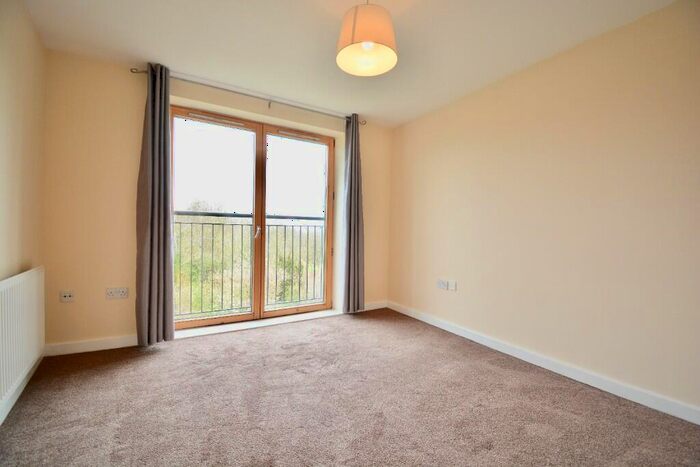 2 Bedroom Maisonette To Rent In Huntley Crescent, Milton Keynes, MK9