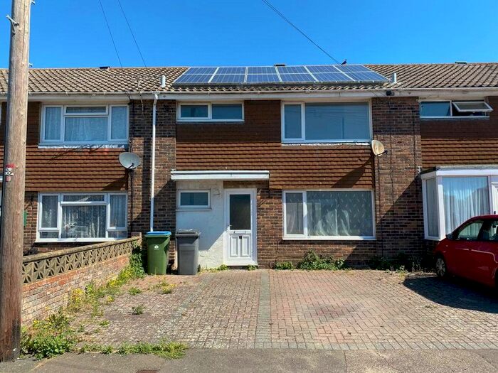 3 Bedroom Detached House To Rent In Canterbury Road, Rustington, West Sussex, BN16