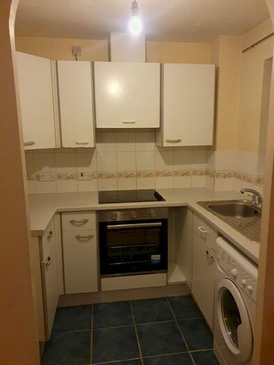 2 Bedroom Flat To Rent In Flat 10 Bellingham Court Wanderer Drive, Barking IG11