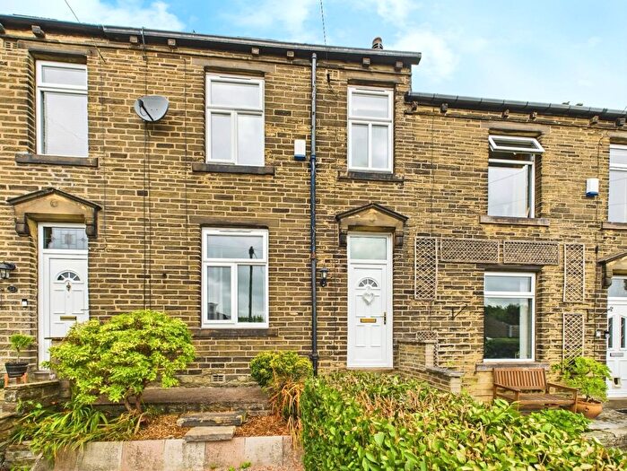 3 Bedroom Terraced House For Sale In Crooke Lane, Wilsden, Bradford, BD15