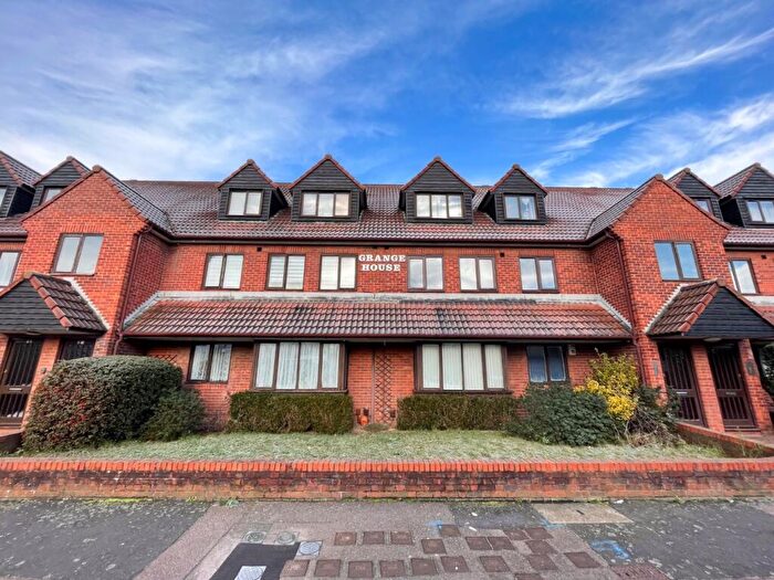1 Bedroom Apartment To Rent In Grange House, Grange Road, Gravesend, Kent, DA11