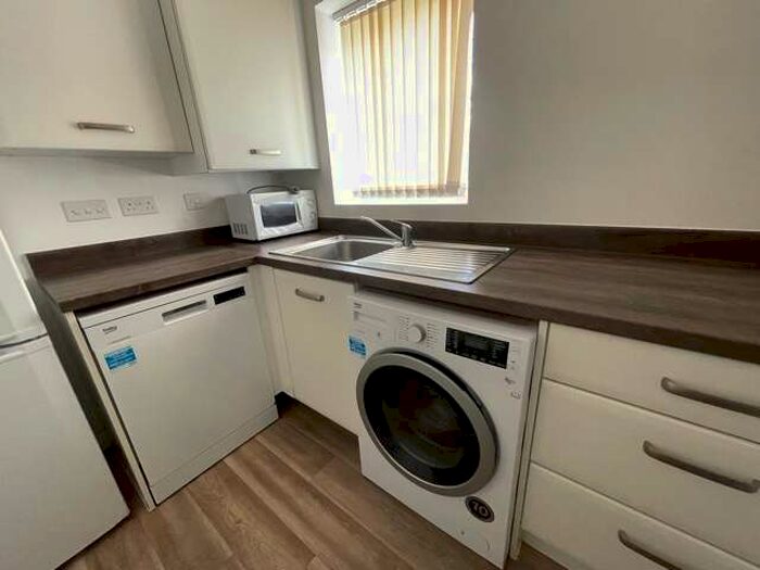 2 Bedroom Apartment To Rent In The Moorings Coventry, CV1